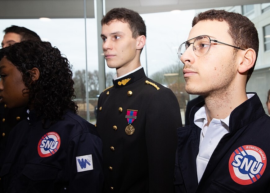 photo-jeunes-volontaires-snu