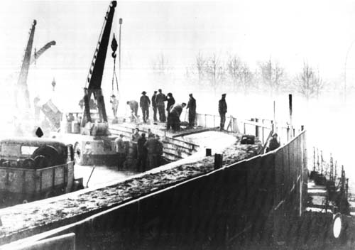 La construction du mur de Berlin
