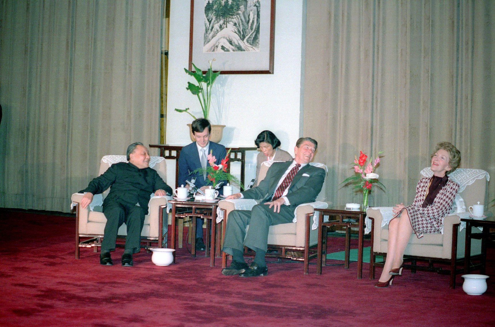 Rencontre entre Deng Xiaoping et Ronald Reagan pendant la guerre froide